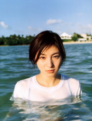 Srie de photos # 01 de Cecilia Cheungsur la plage